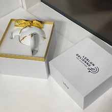 Load image into Gallery viewer, Leblon Delienne Head Sculpture
